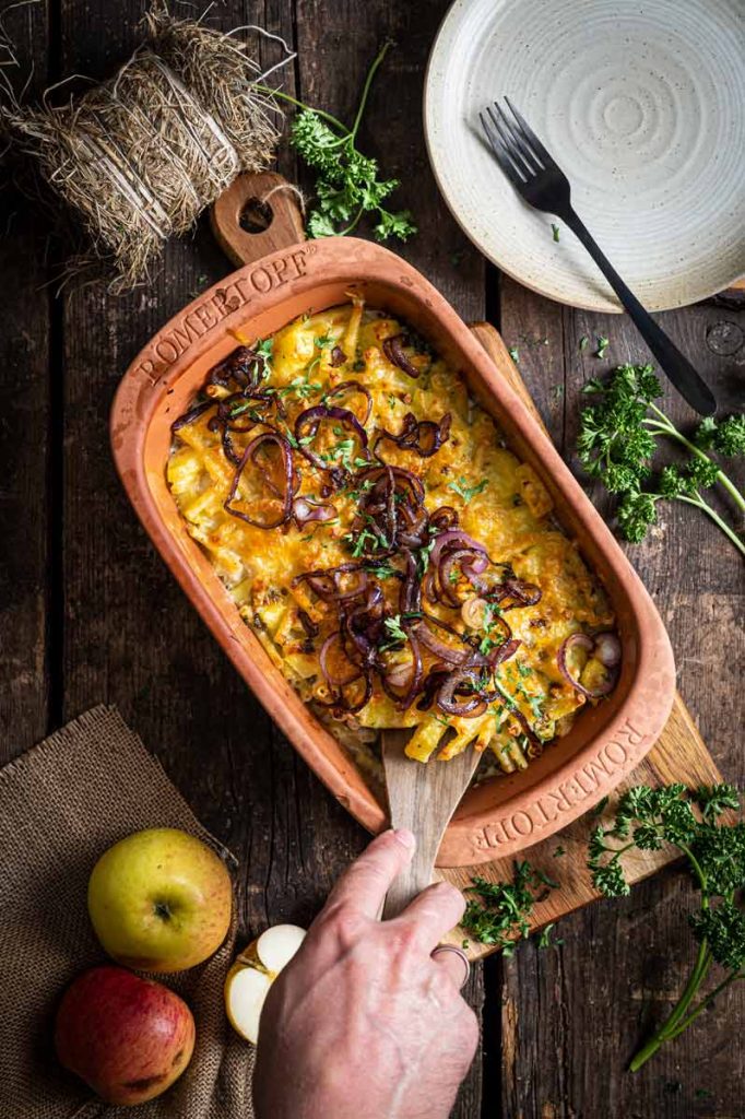 Älplermagronen mit Röstzwiebeln Rezept