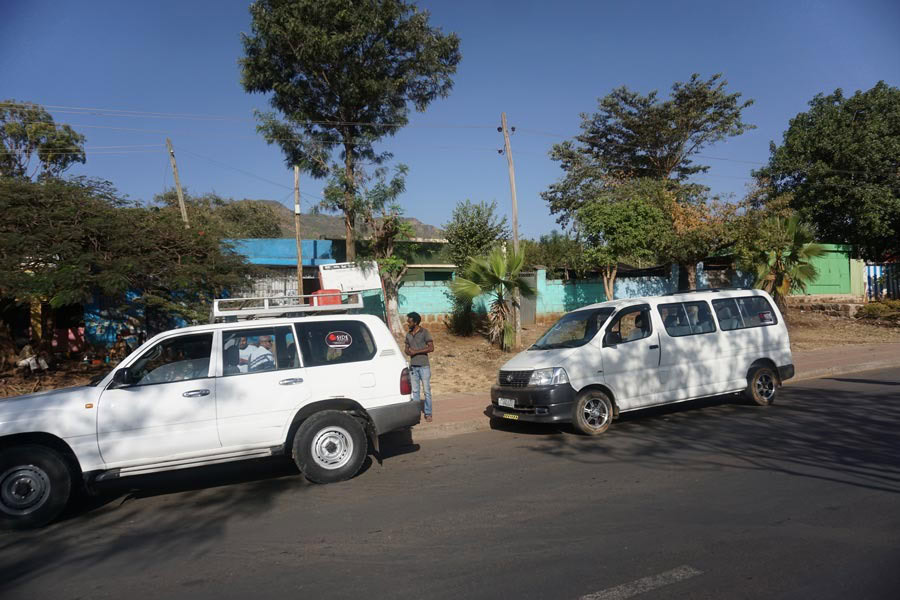 13_CARS-TO-THE-OMO-VALLEY