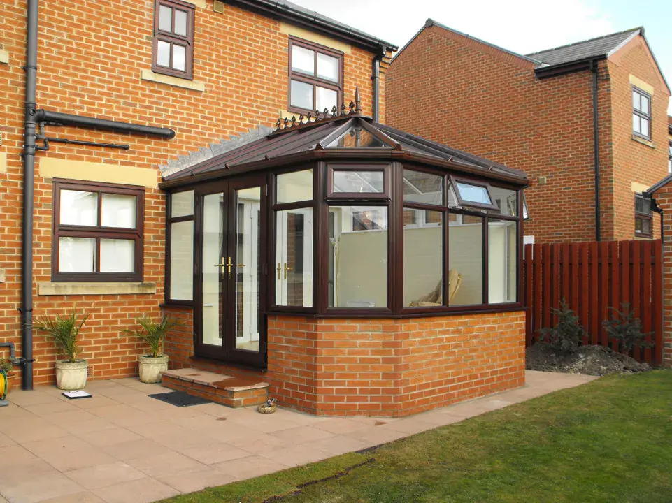 brown liniar conservatory