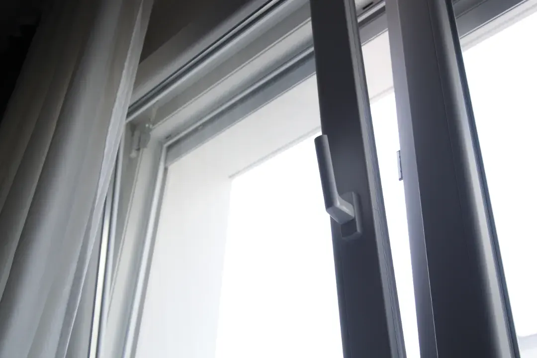 tilt and turn window