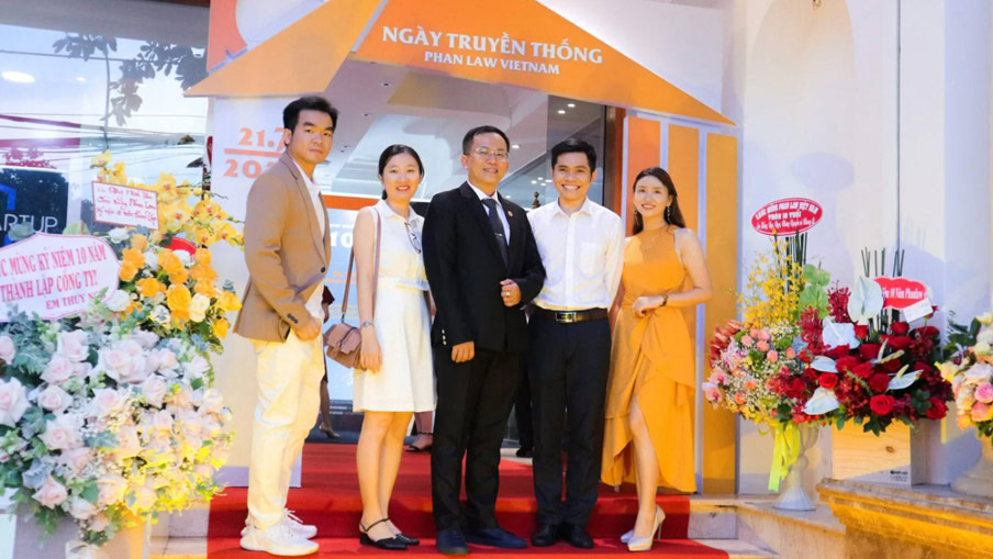 NGAY TRUYEN THONG