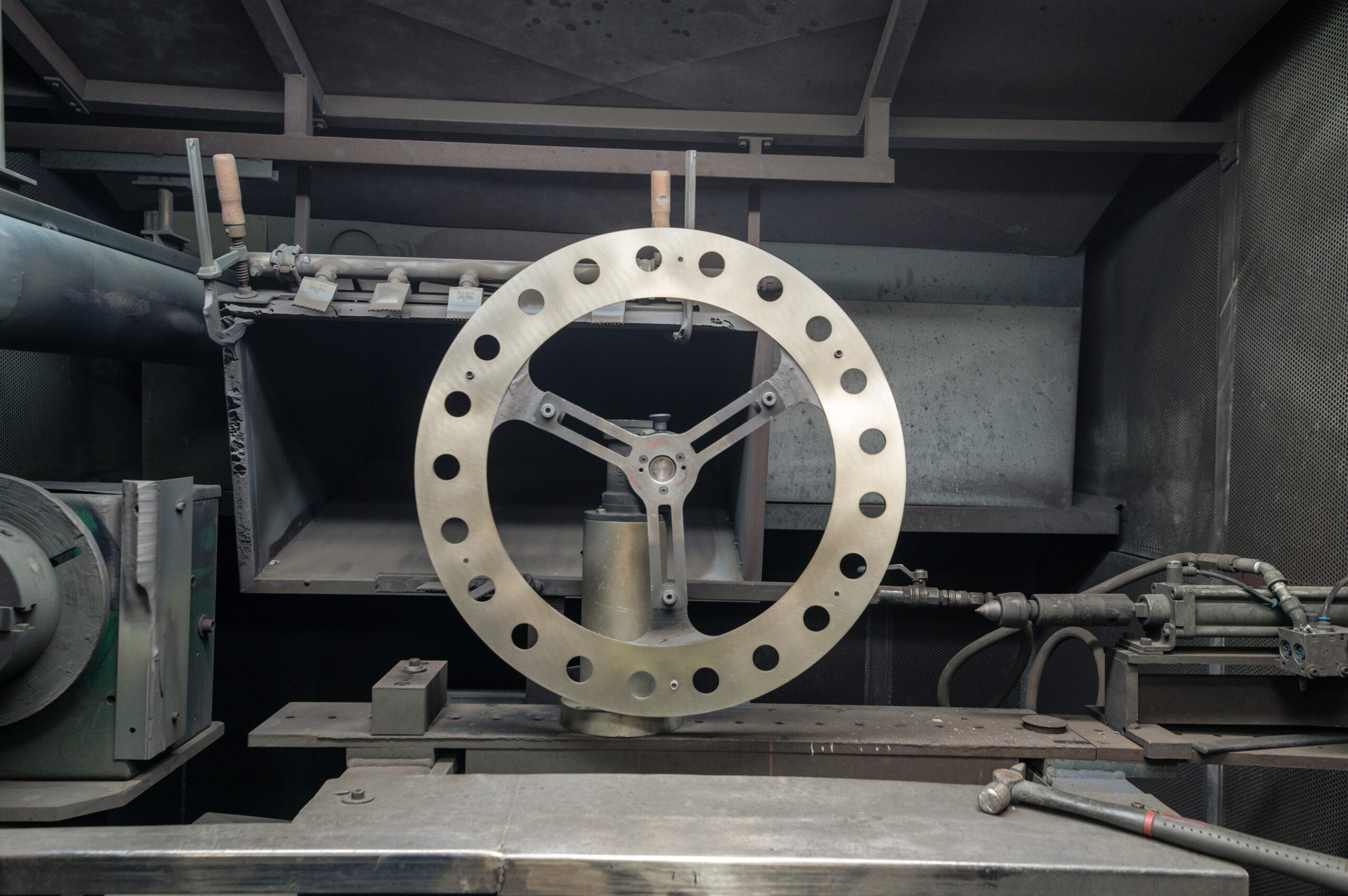 Sintex production of friction shims