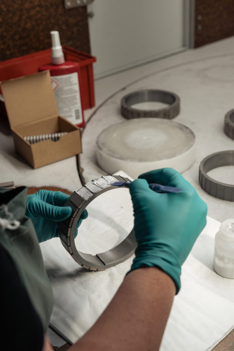 Sintex production of permanent magnets