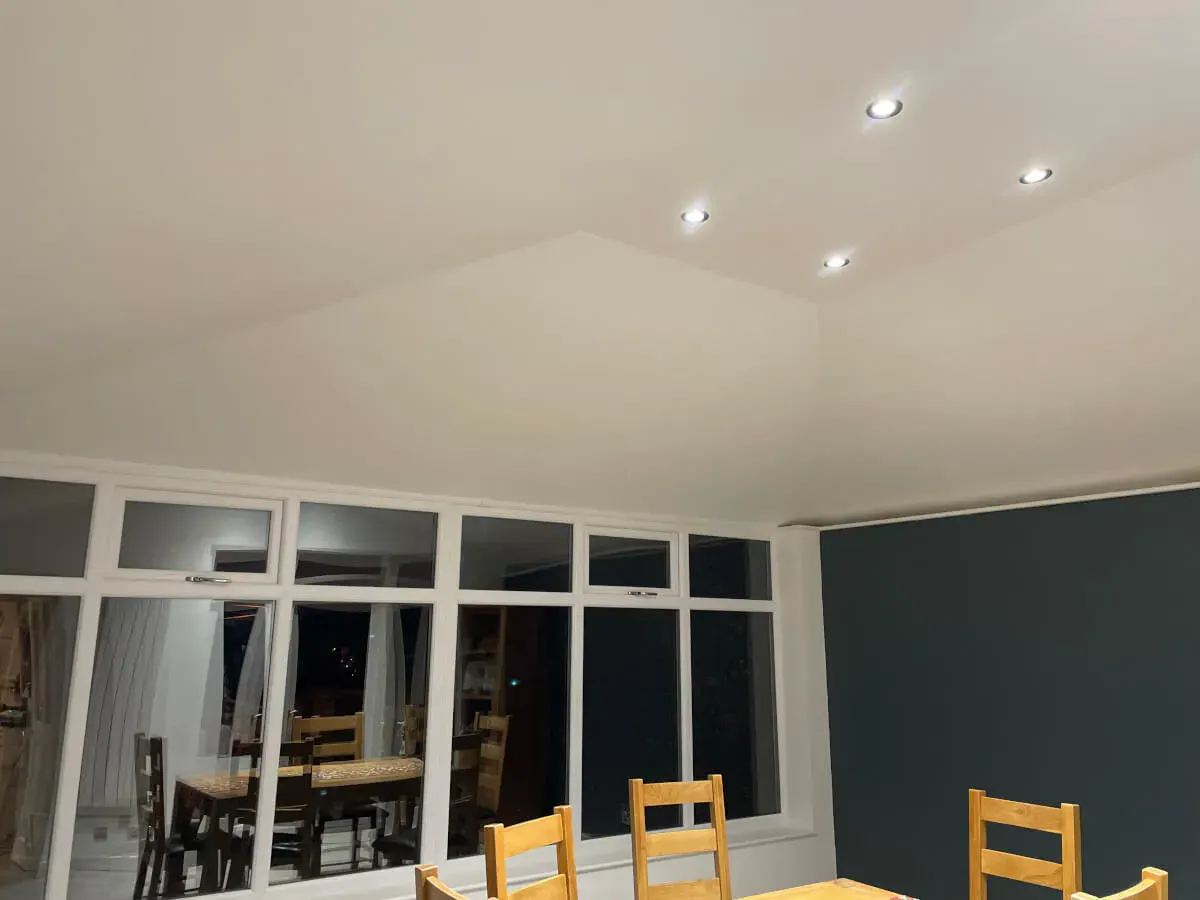 modern lights installation at ceiling