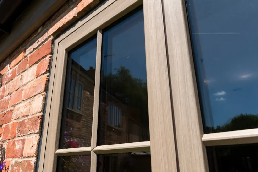 flush sash window closeup
