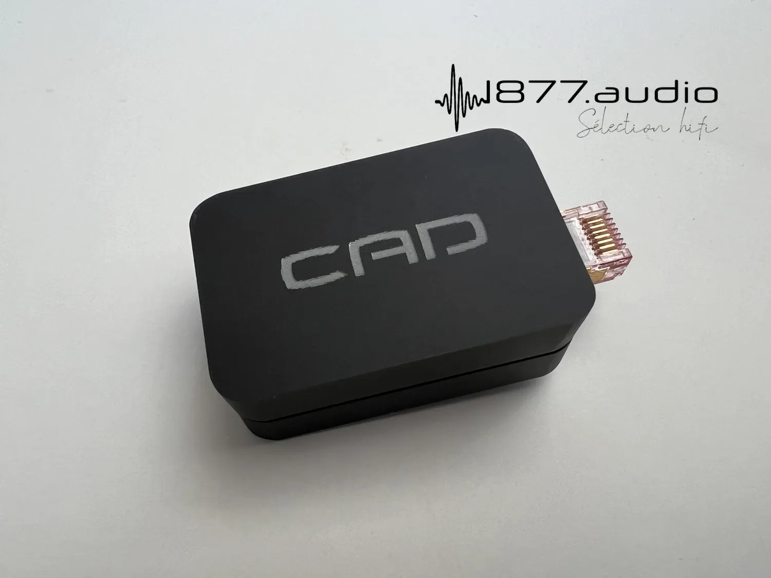 CAD Ethernet Control vu de dessus avec le logo 1877.audio