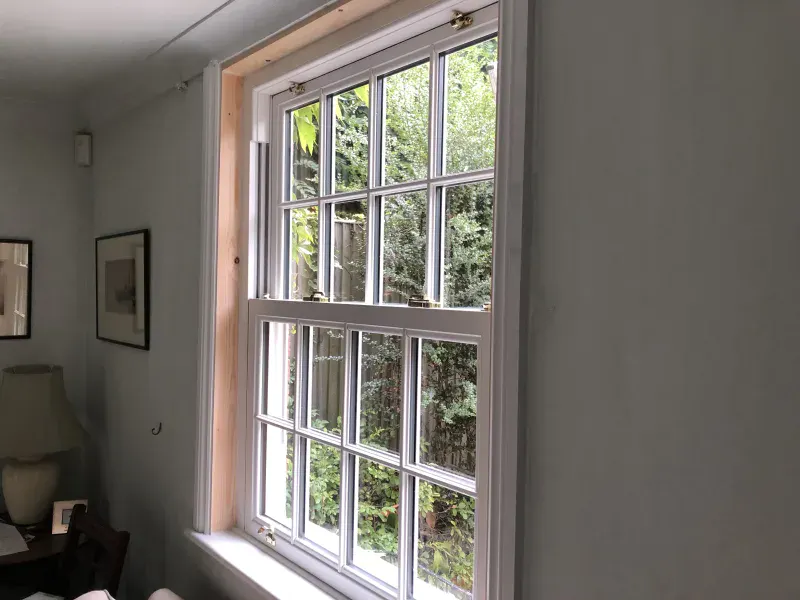 sliding sash window