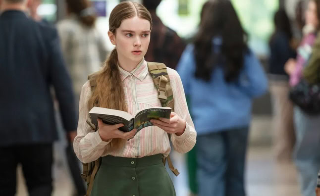 Una scena della nuova serie Carrie ideata da Mike Flanagan