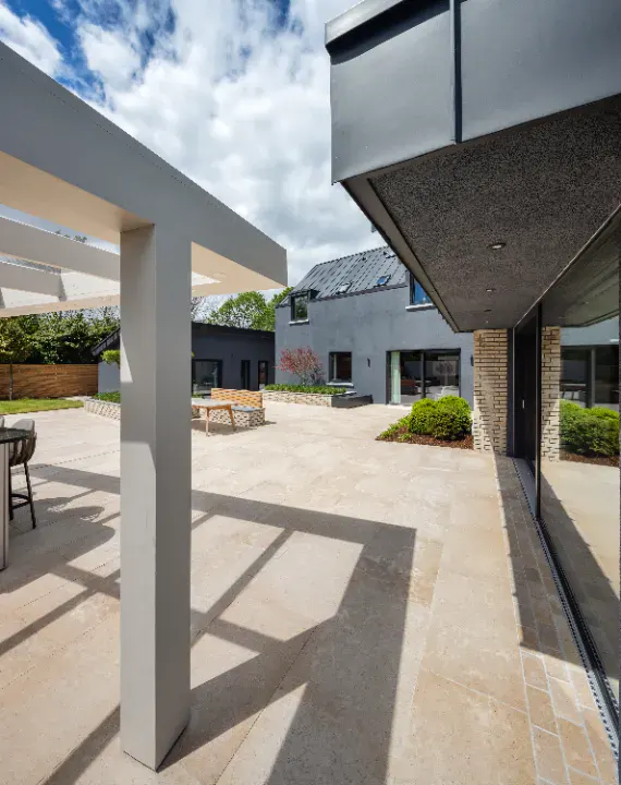 outdoor area of ballyorban