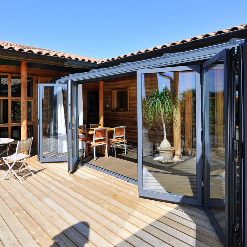 ReynaersCF77 bifold door