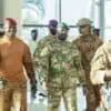 Les dirigeants burkinabé, Ibrahim Traoré, et malien, Assimi Goïta (Photo) partenaires dans l'AES avec le Niger. Ici, le 23 décembre 2025 à Bamako, au Mali. AP