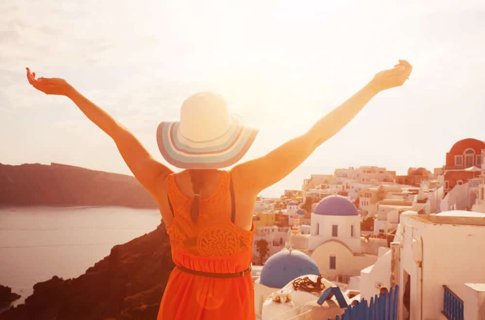 Improve your first trip to Greece with smart planning tips—best times to go, island vs mainland choices, transport, budgeting, and must-know travel advice.