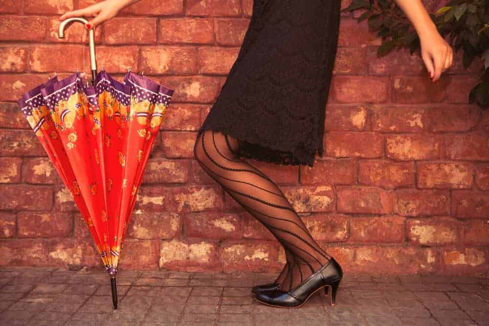 How to Incorporate Tights into Your Fall Outfits