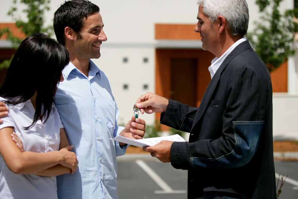 thinking Of Becoming A Landlord? Read This