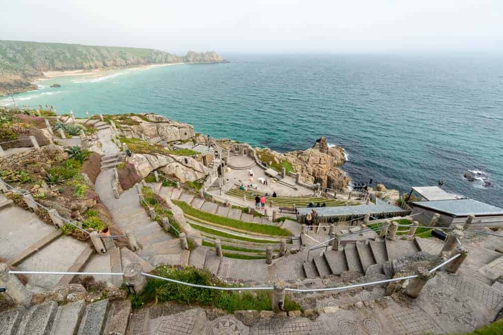 15 Breathtaking Places to Propose in the UK
