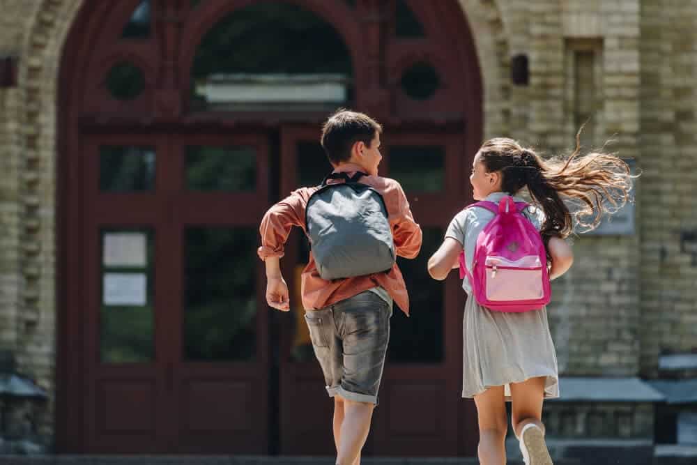 Discover 10 key questions to ask in Schools for Kids’ Safety, helping parents ensure children’s wellbeing, protection, and peace of mind every day.
