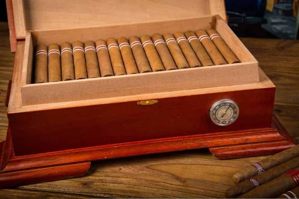 How To Pick A Good And Affordable Travel Humidor