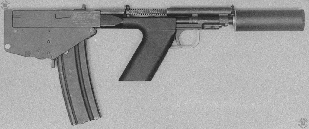 Colt Lightweight Rifle/Submachine Gun — photo 3
