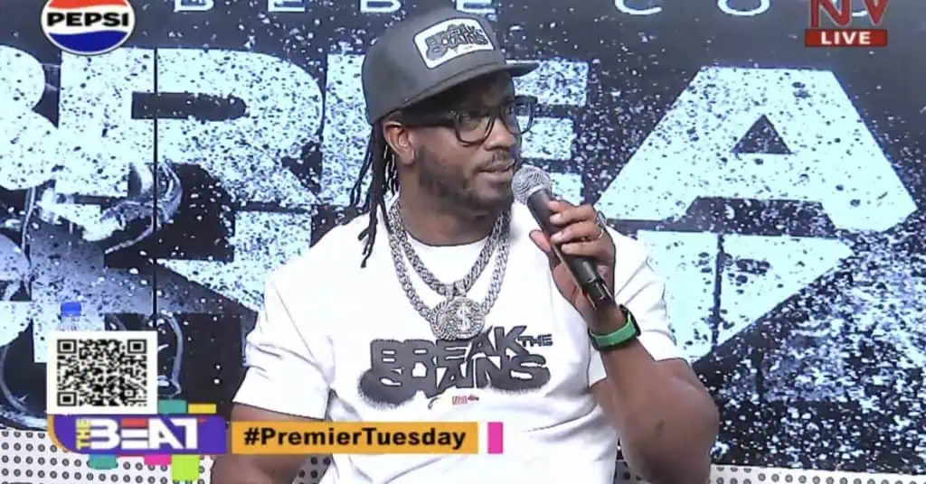 Eddy Kenzo says Tanzanian artist Diamond Platnumz was flown in by private jet.