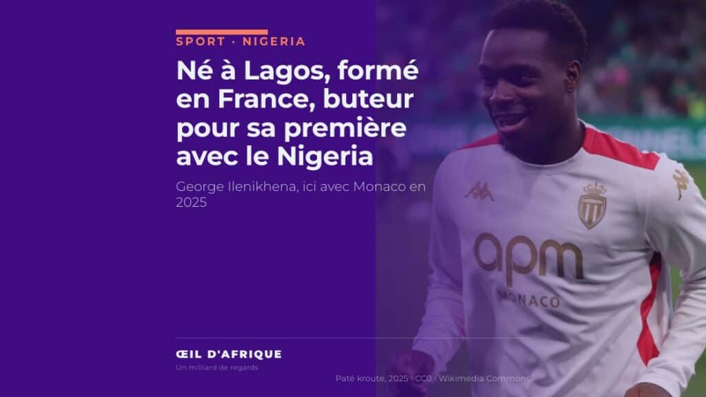 George Ilenikhena à l'échauffement sous le maillot de l'AS Monaco en 2025, avant de choisir le Nigeria
