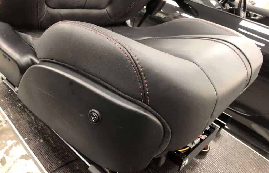 Jaguar F-Type front & rear parking cameras. front heated seats.
