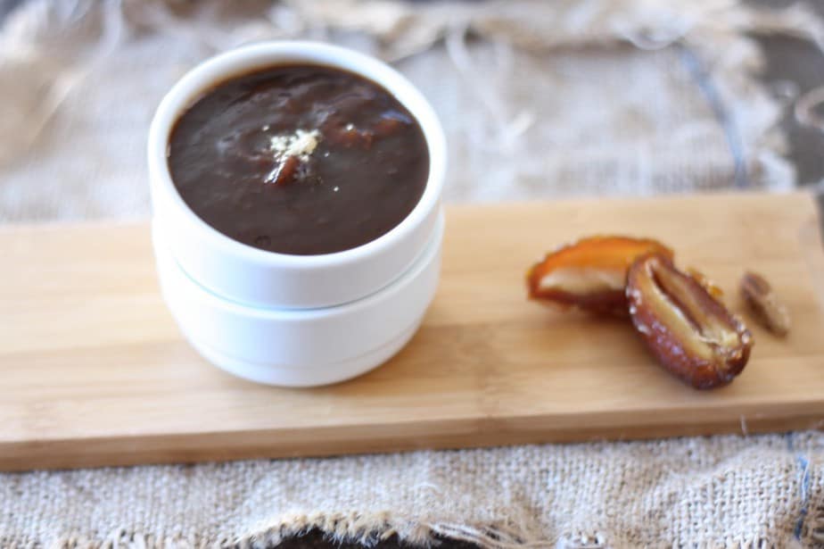 Tamarind and Date chutney