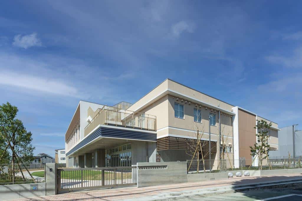 世田谷区立教育総合センターの外観