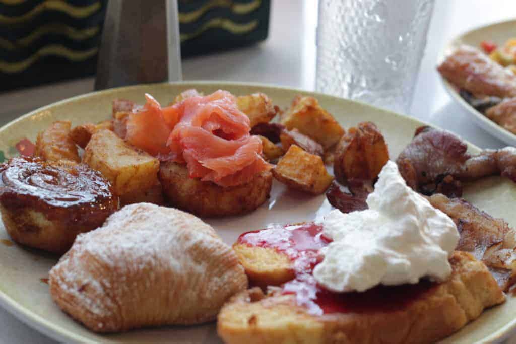 Breakfast at Cabanas