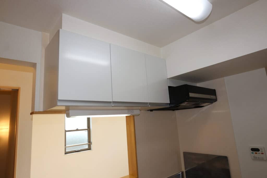 吊り戸棚 (キッチン)