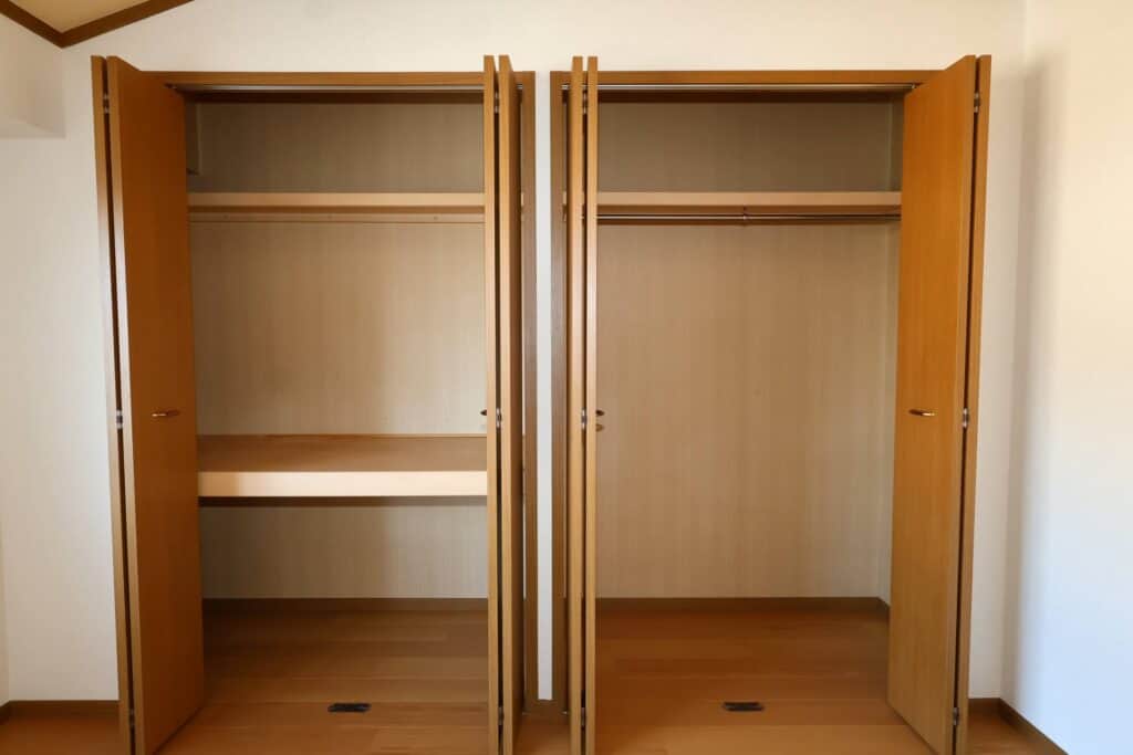 ２階洋室(北)収納