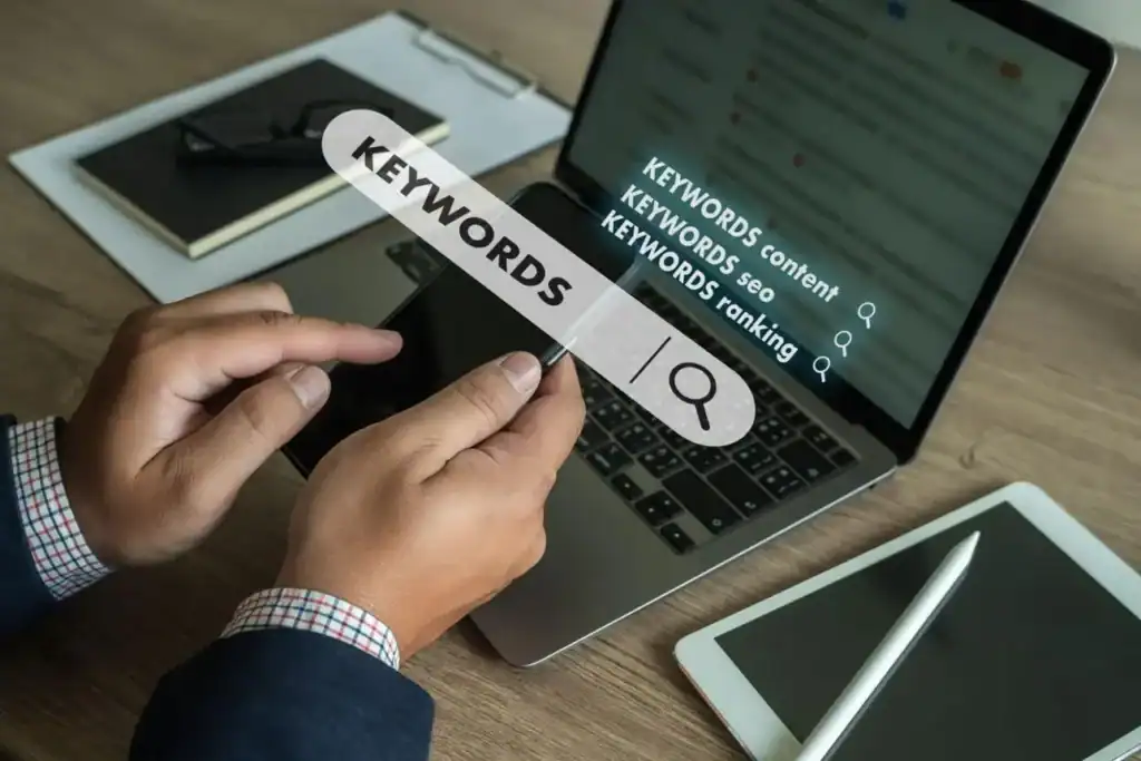 Blogger ChatGPT aur SEO tools ki madad se keyword research aur content planning karte hue