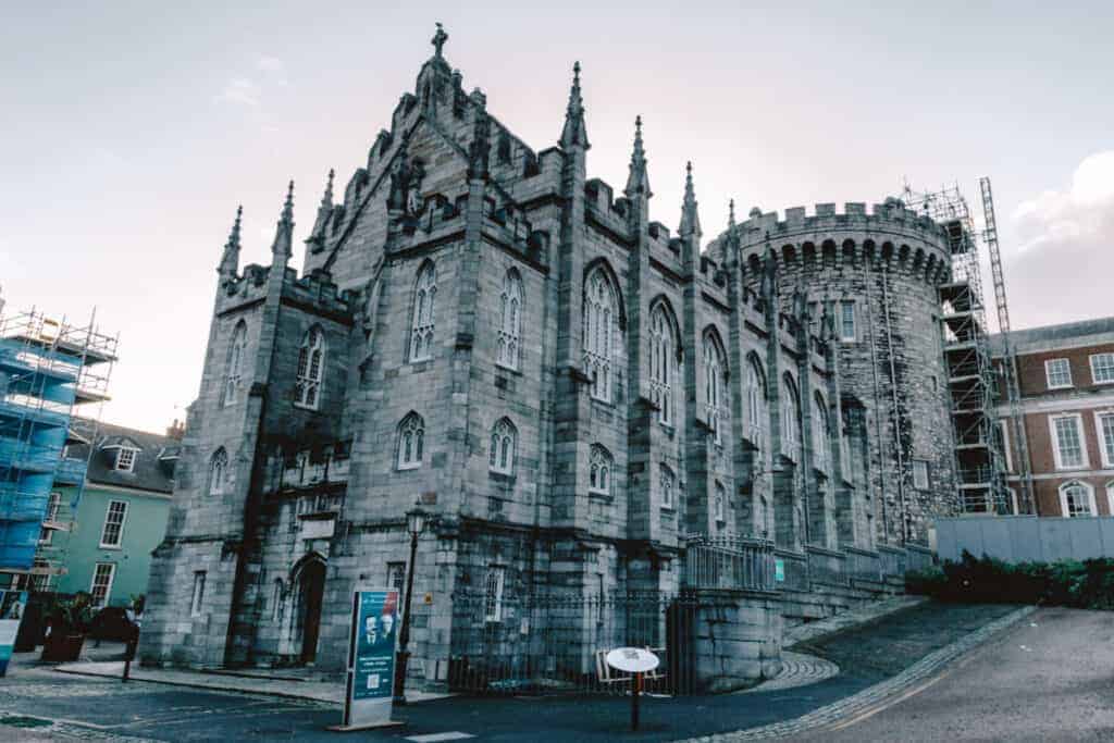 Ireland-Dublin-must-do-Dublin-Castle-e1642344858988