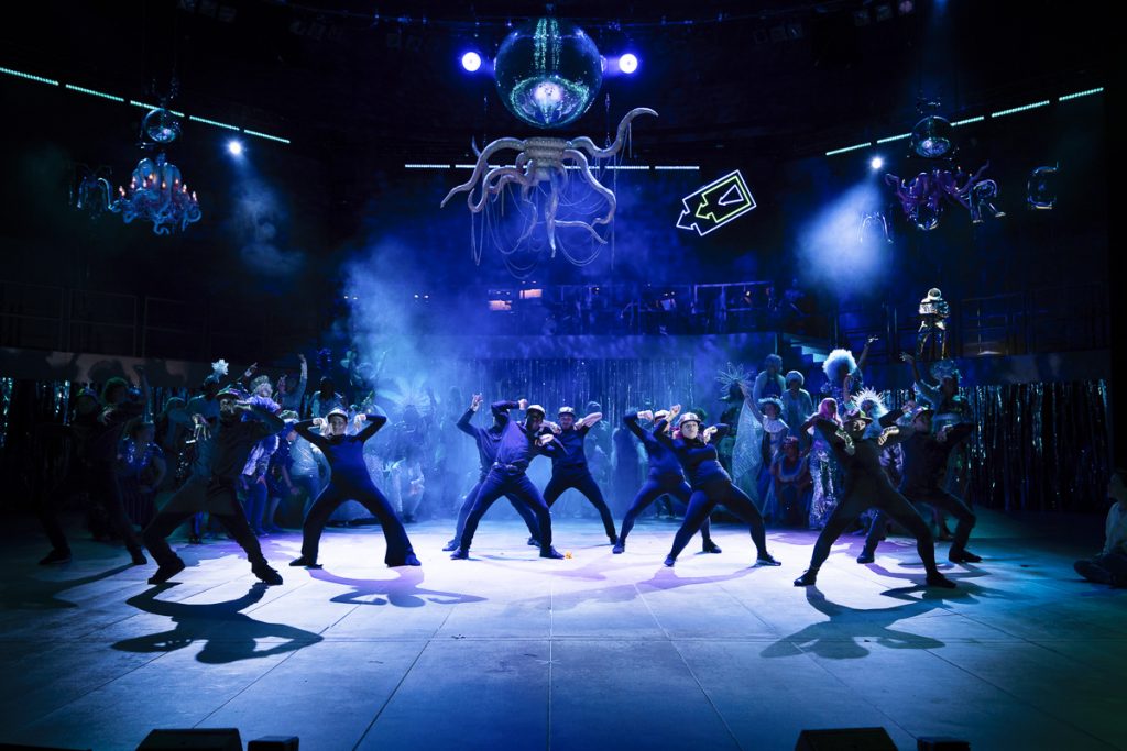 MN on stage at National Theatre