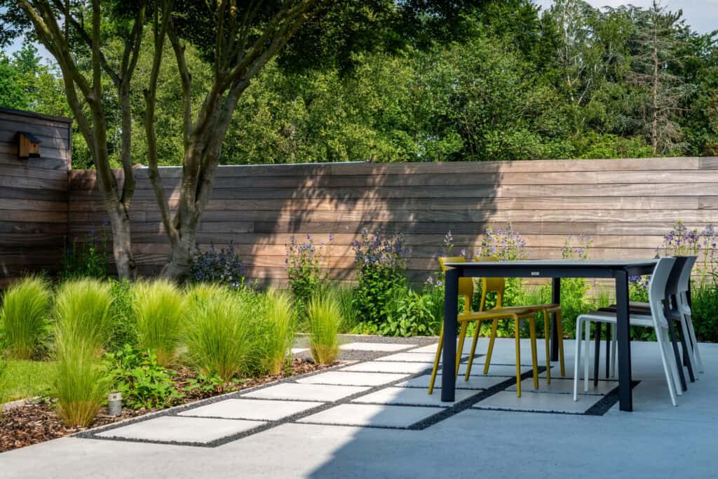 Tuinrenovatie in mediterraanse stijl door Concept Gardens