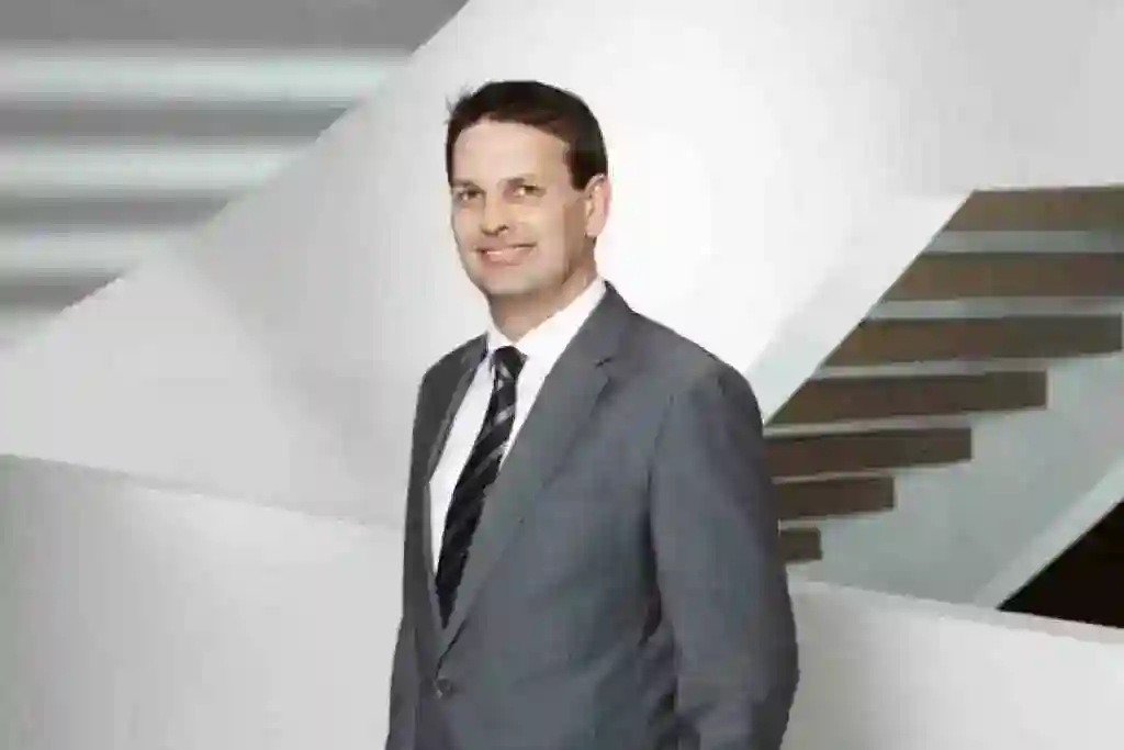 Sam Nickless 04