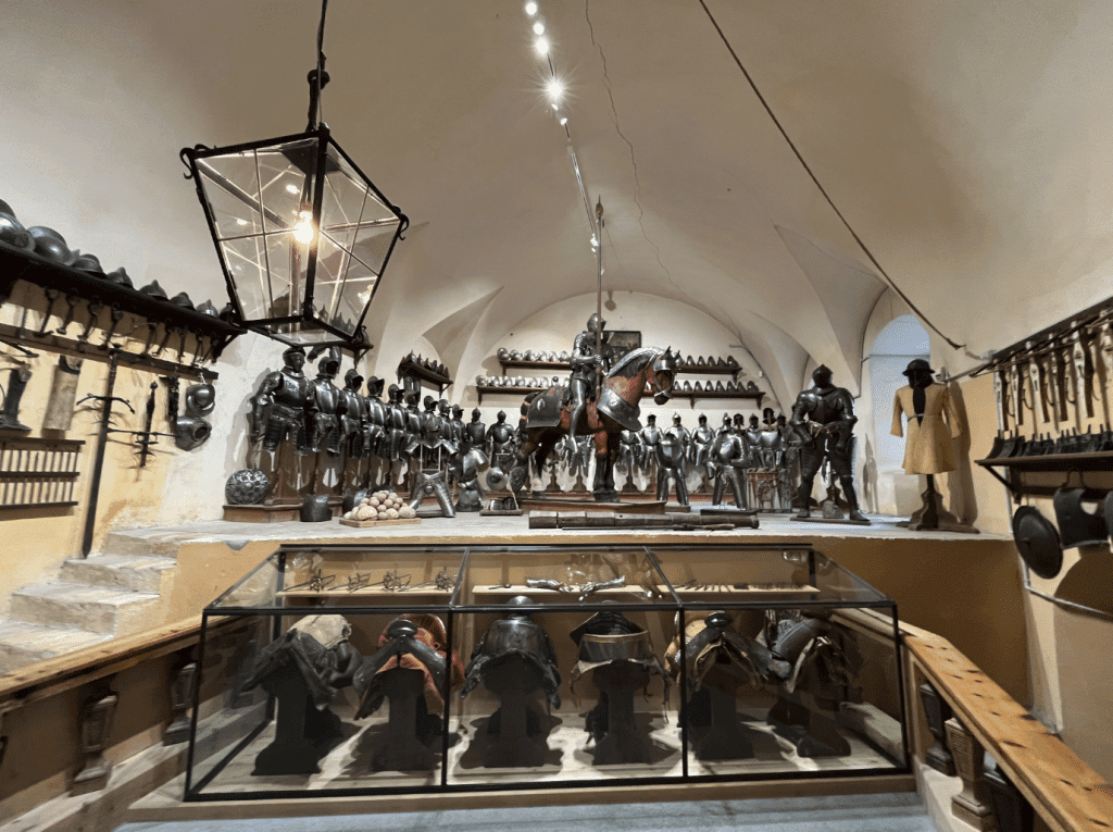 Die beeindruckende Sammlung in der Rüstkammer der Churburg