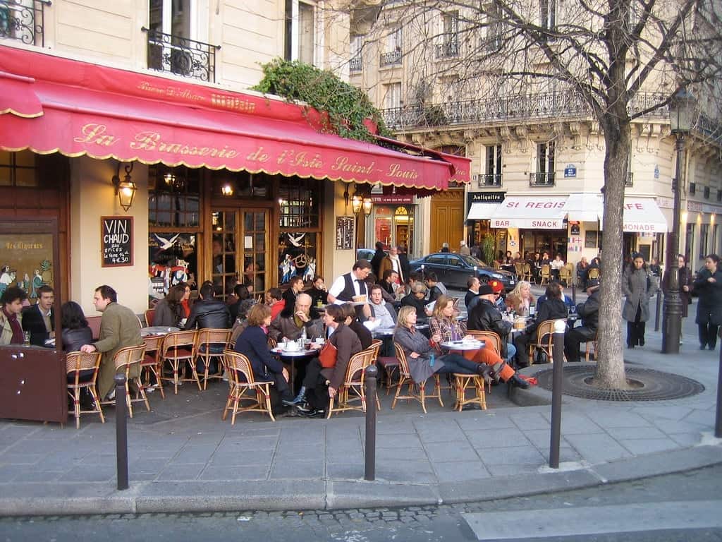 Best Paris travel article - John Bowie on LawFuel