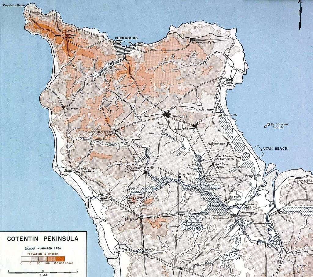 Generaal Bernard Montgomery herstelde de landing op het schiereiland Cotentin om de geallieerde frontlinie te verbreden en Cherbourg snel te veroveren.