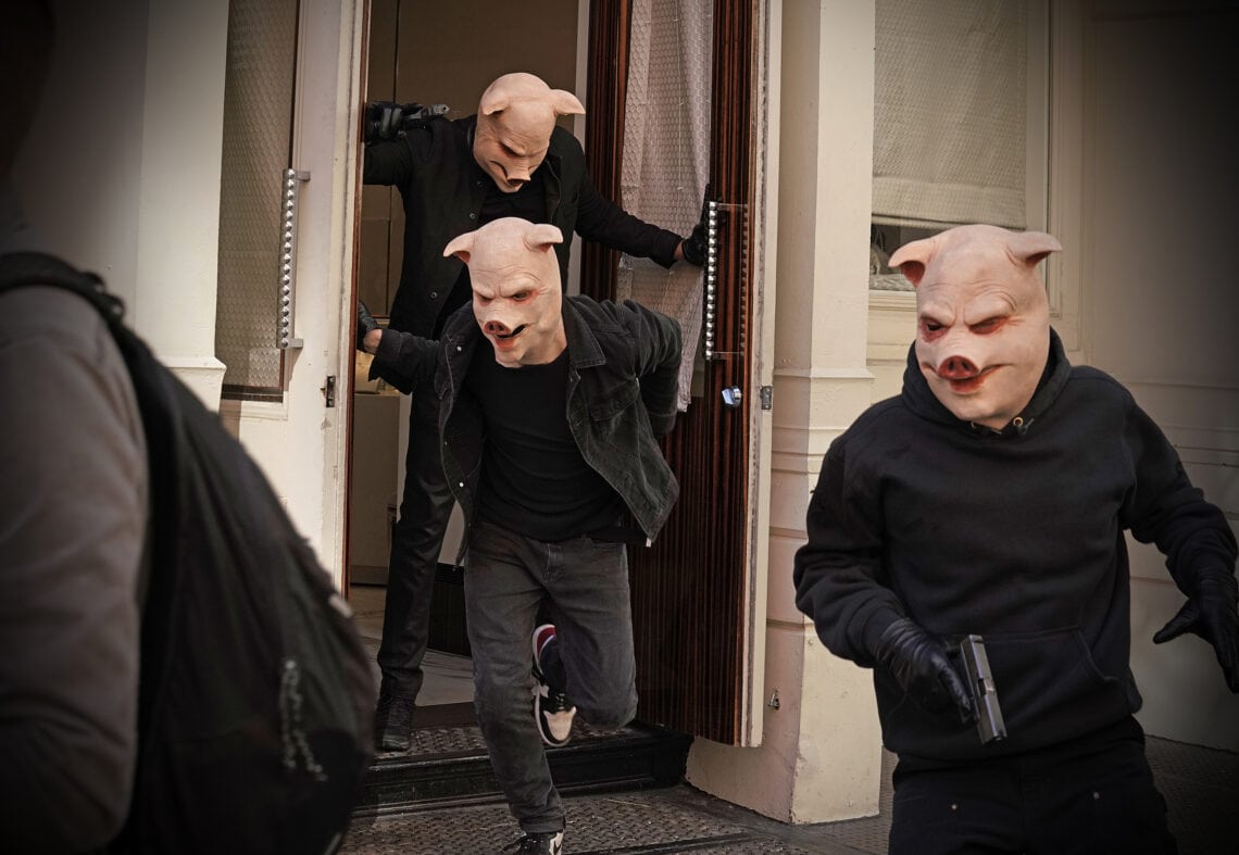 "Hope" -- Episode #101 --Pictured (l-r): Dorian Missick as Sam; Paul Wesley as Eddie; Michael Raymond-James as Micth of the CBS All Access series TELL ME A STORY. Photo Cr: Patrick Harbron/CBS ÃÂ© 2018 CBS Interactive. All Rights Reserved.