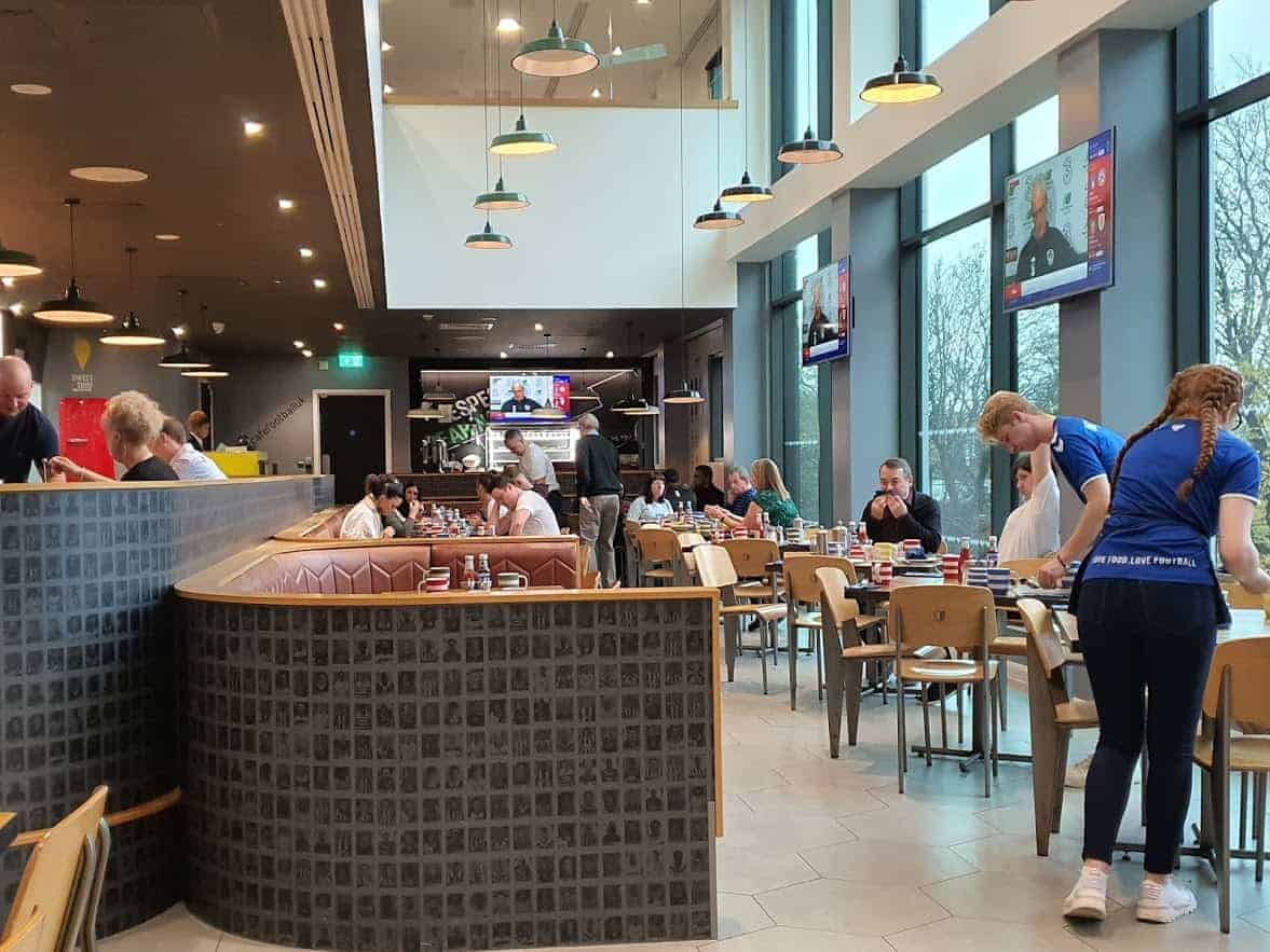 The interior of the Hotel Football