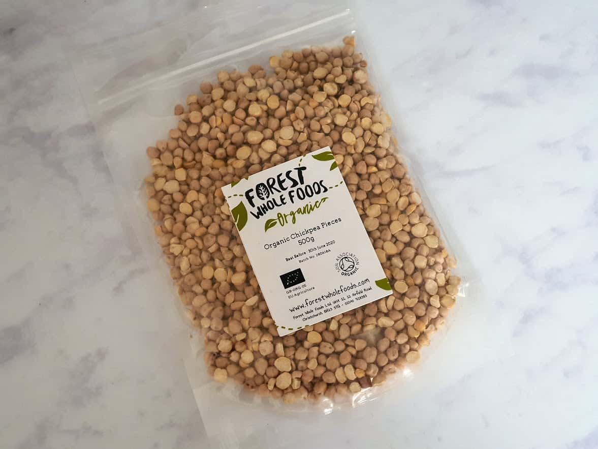 Packet of dried chickpeas