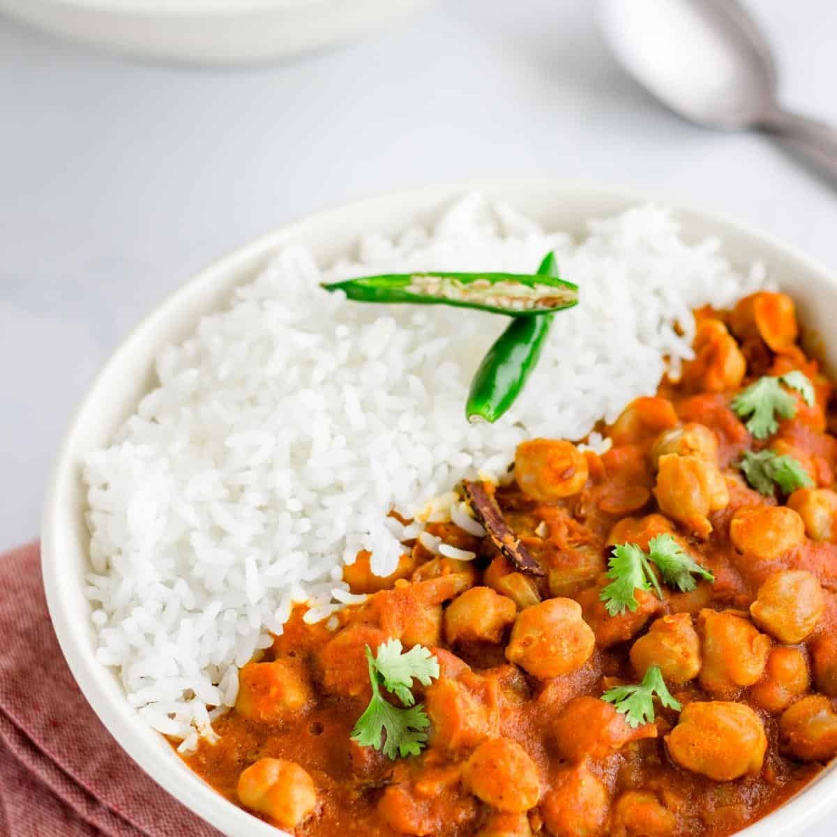 One pot chickpea curry with rice