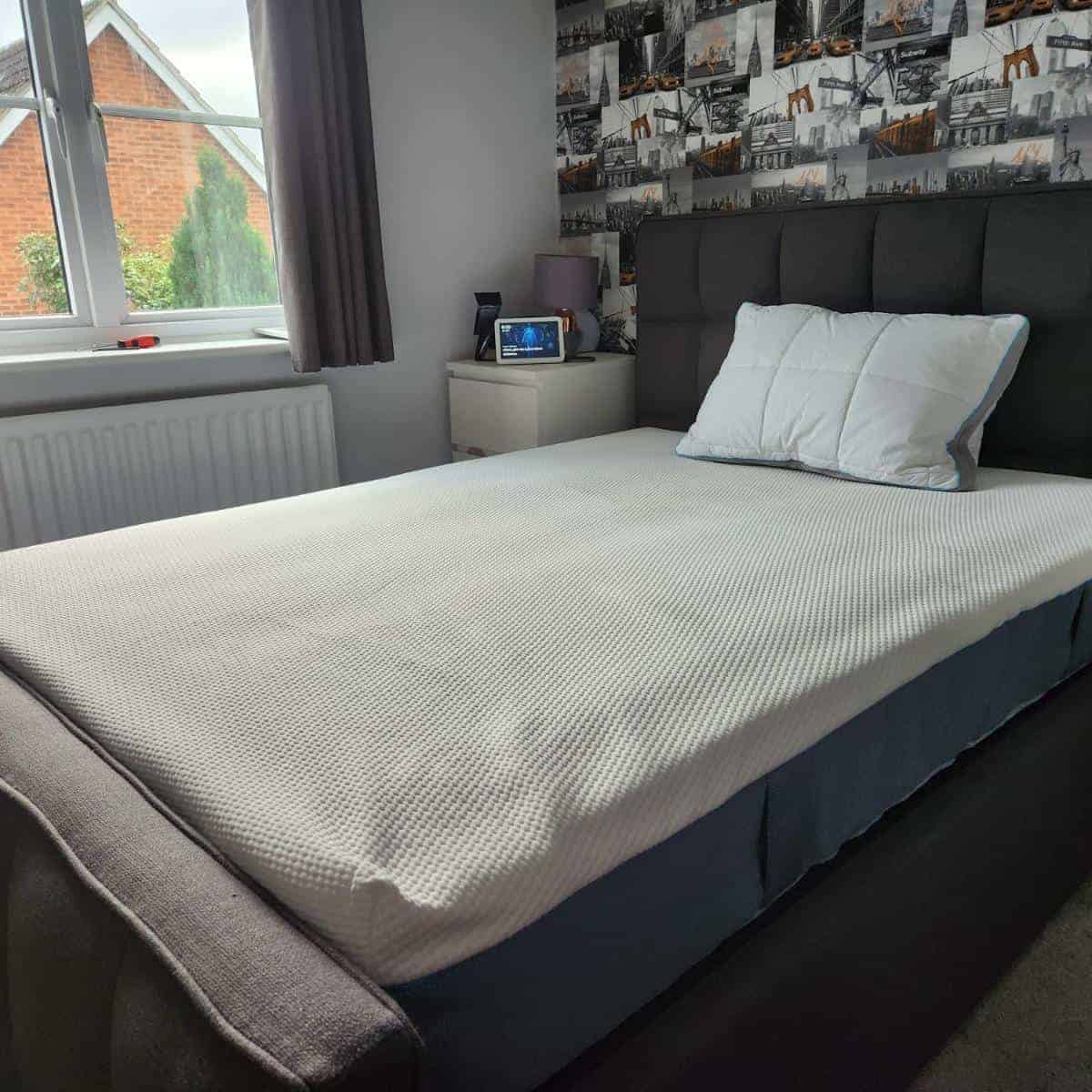 Simba Hybrid mattress