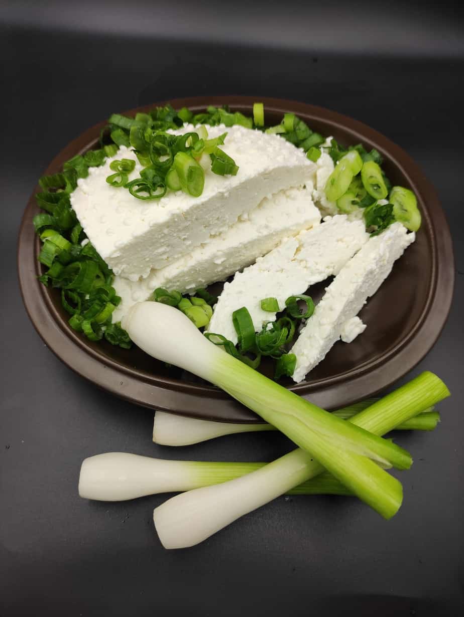 Polish cottage cheese with spring onions.