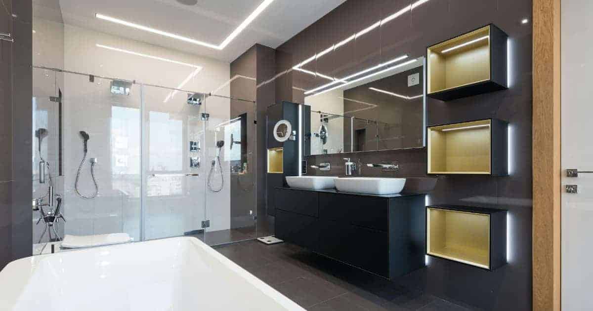 Stylish hotel bathroom design