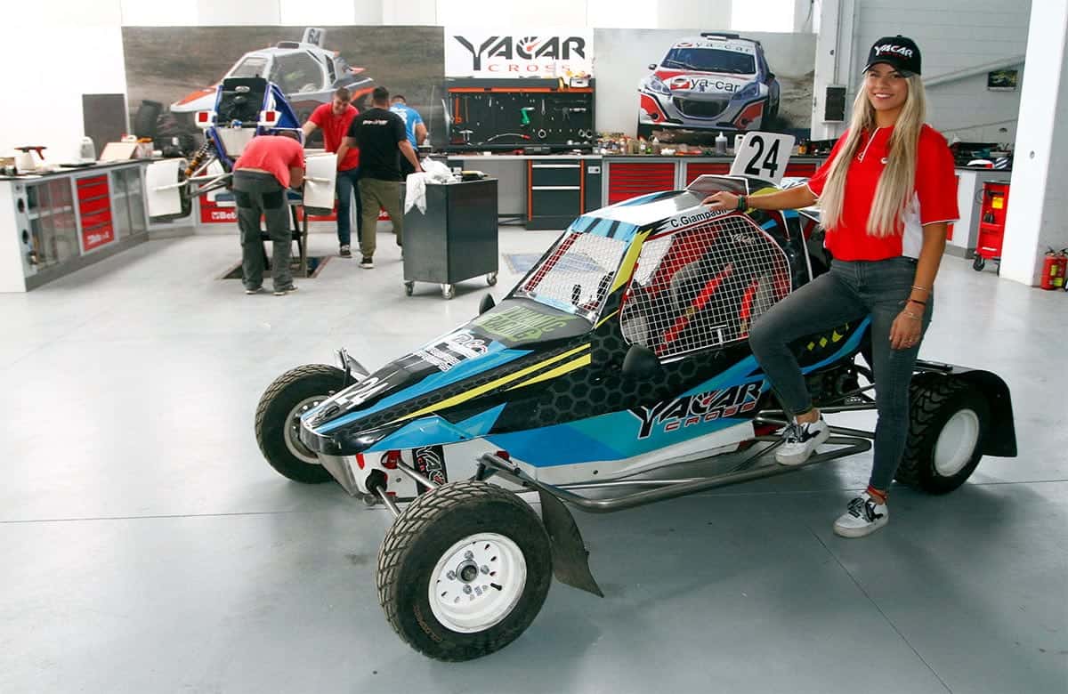 Car Cross Yacar and Christine GZ
