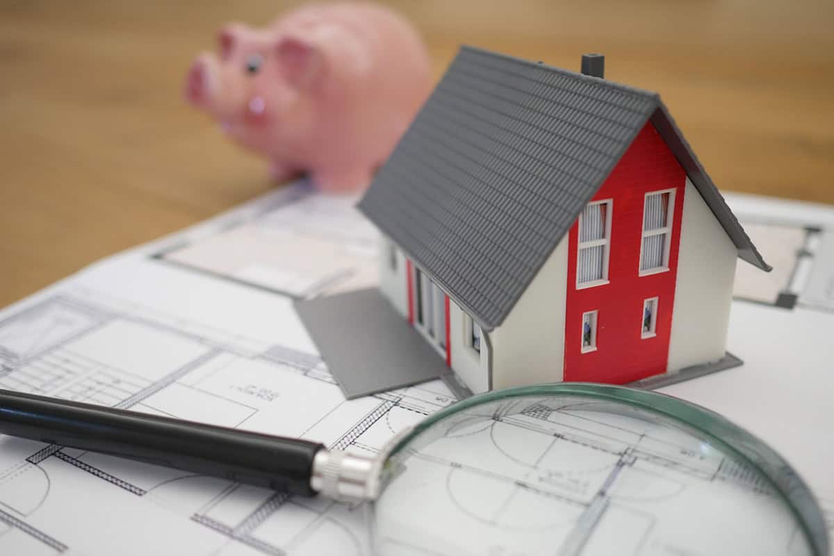 What does a Real Estate Lawyer Do? | One80 Law