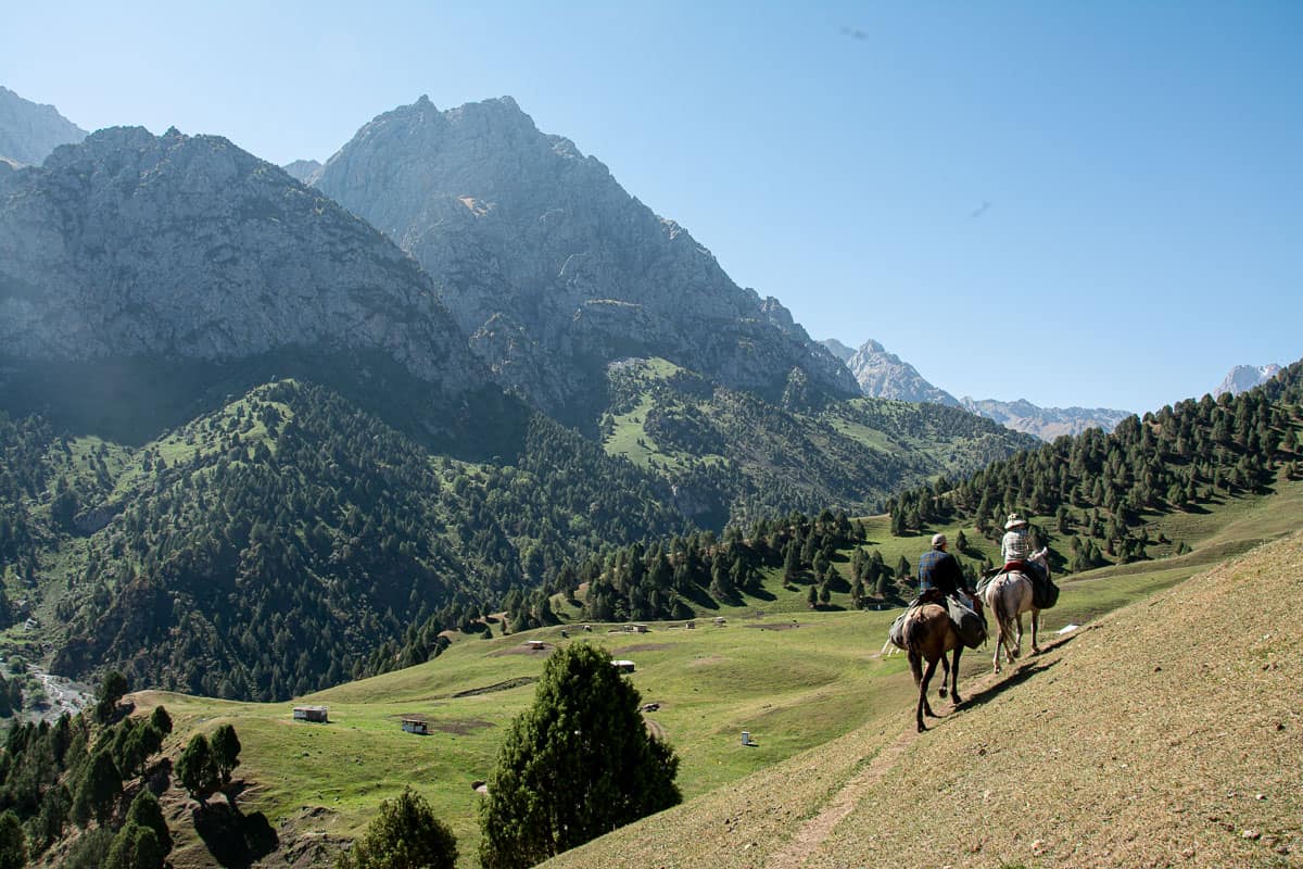 Horseback_tour_Kyrgyzstan