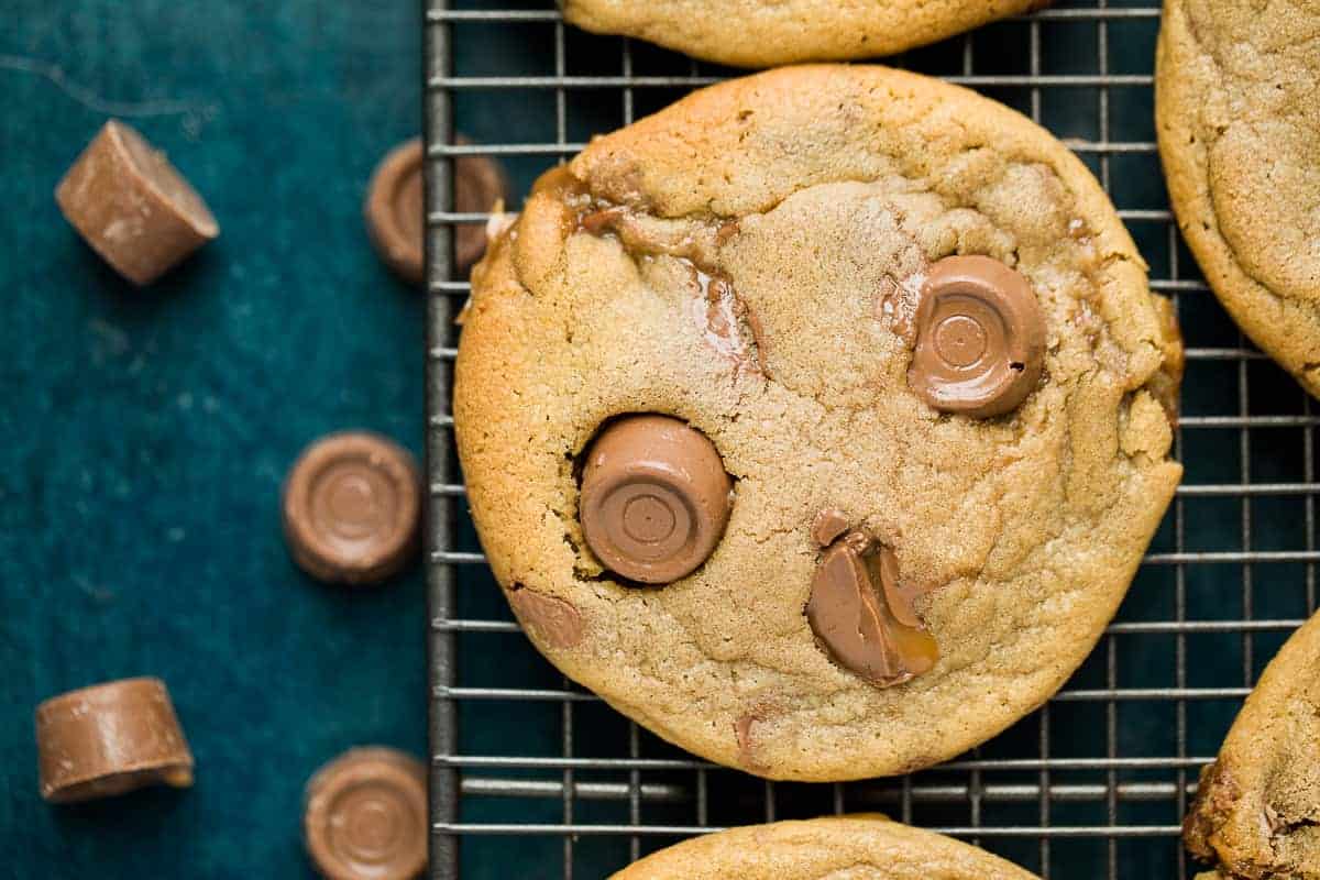 Soft and Chewy Rolo Cookies - Sweetest Menu