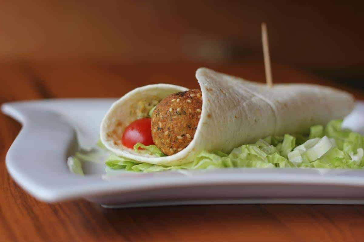 Falafel wrap
